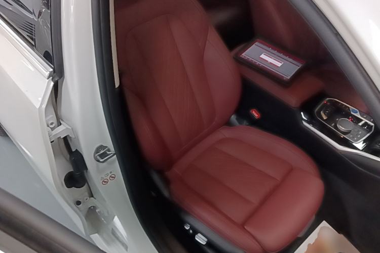 Used BMW i3 2022 eDrive 35 L Right Front Seat