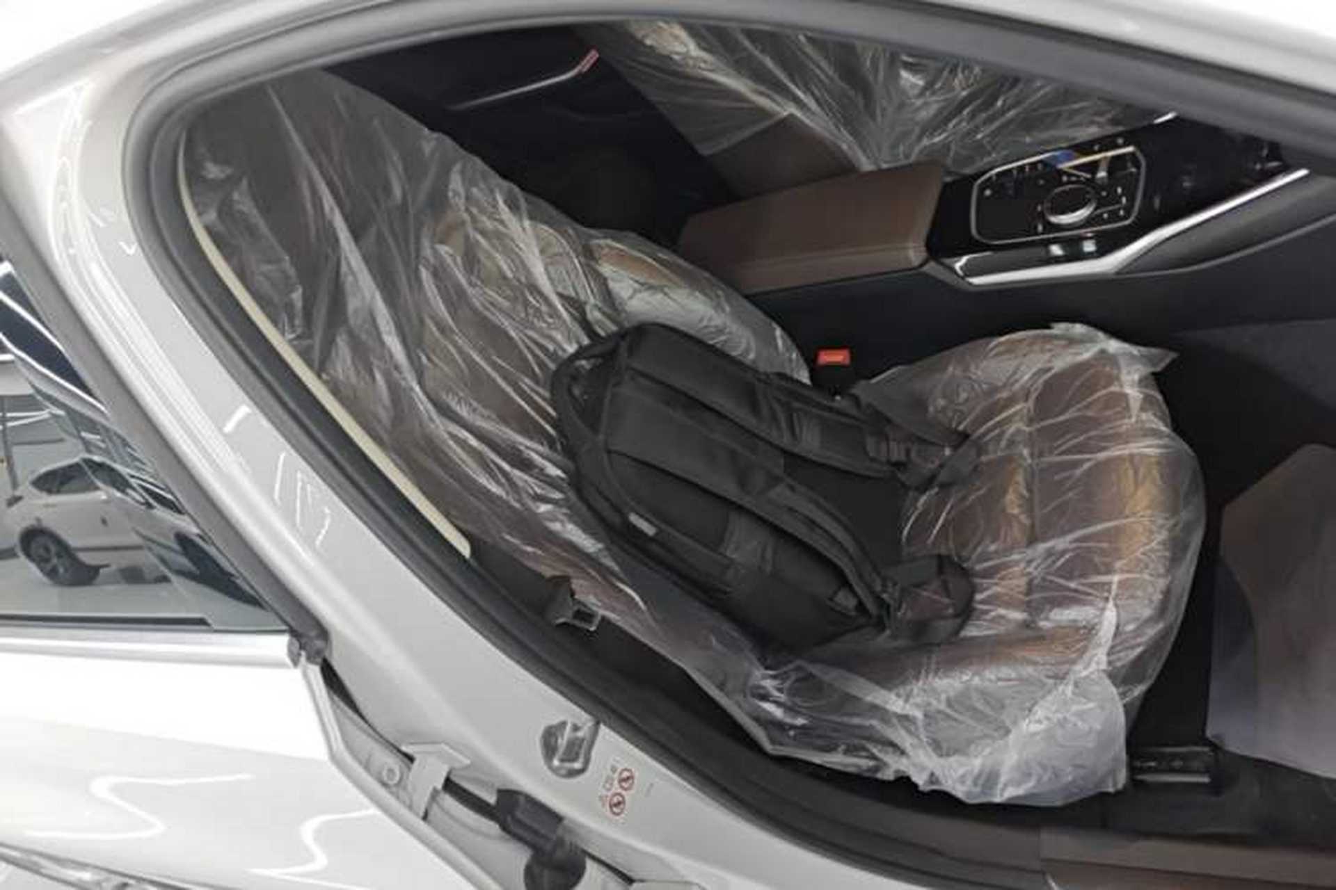 Used BMW i3 2022 eDrive 35 L Right Front Seat