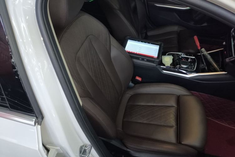 Used BMW i3 2022 eDrive 35 L Right Front Seat
