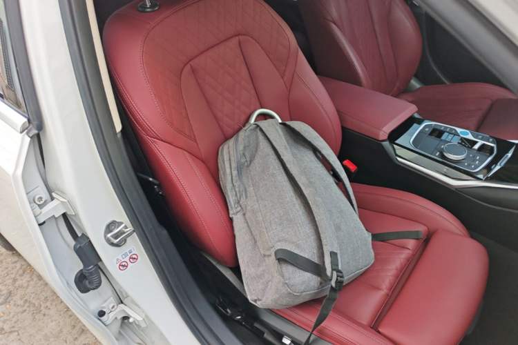Used BMW i3 2022 eDrive 35 L Right Front Seat