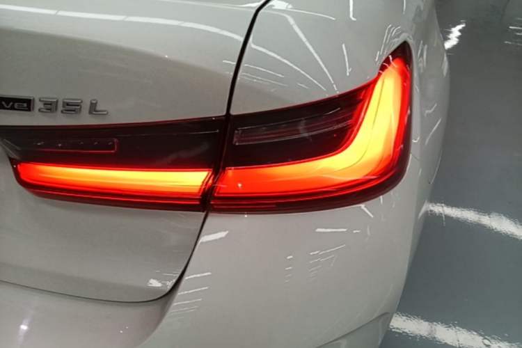 Used BMW i3 2022 eDrive 35 L Right Rear Taillight
