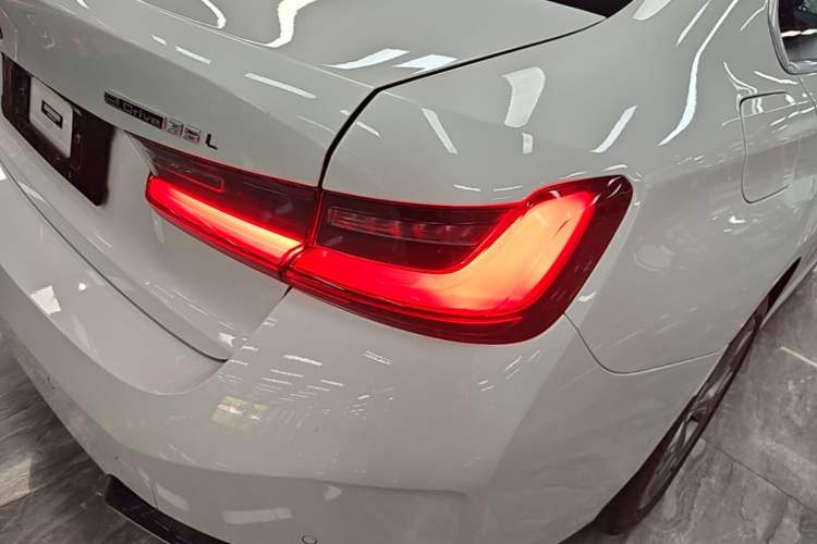 Used BMW i3 2022 eDrive 35 L Right Rear Taillight