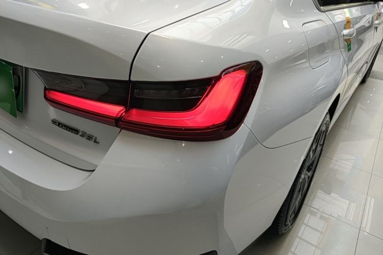 Used BMW i3 2022 eDrive 35 L Right Rear Taillight