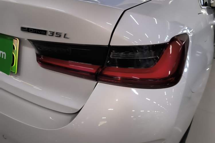 Used BMW i3 2022 eDrive 35 L Right Rear Taillight