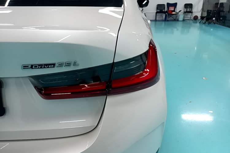 Used BMW i3 2022 eDrive 35 L Right Rear Taillight