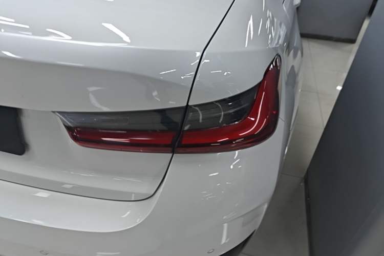 Used BMW i3 2022 eDrive 35 L Right Rear Taillight