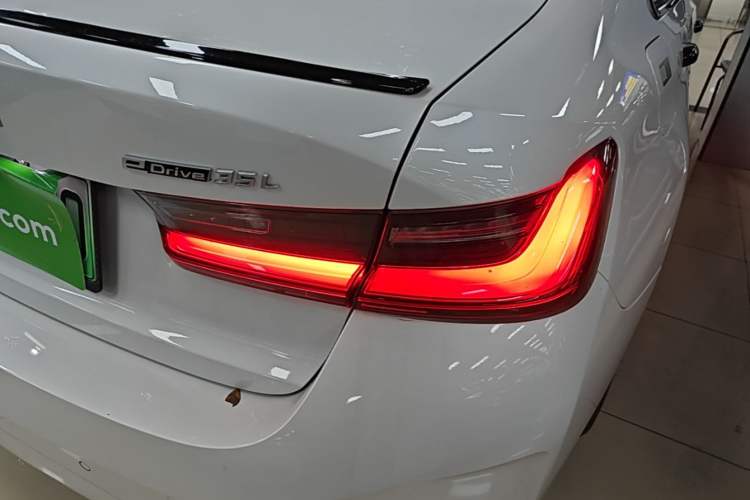Used BMW i3 2022 eDrive 35 L Right Rear Taillight