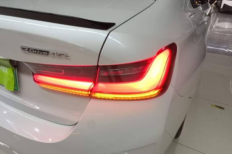 Used BMW i3 2022 eDrive 35 L Right Rear Taillight