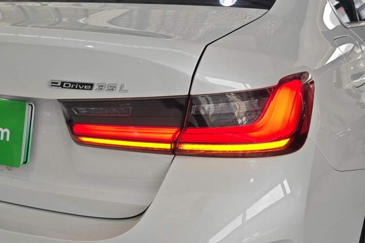 Used BMW i3 2022 eDrive 35 L Right Rear Taillight
