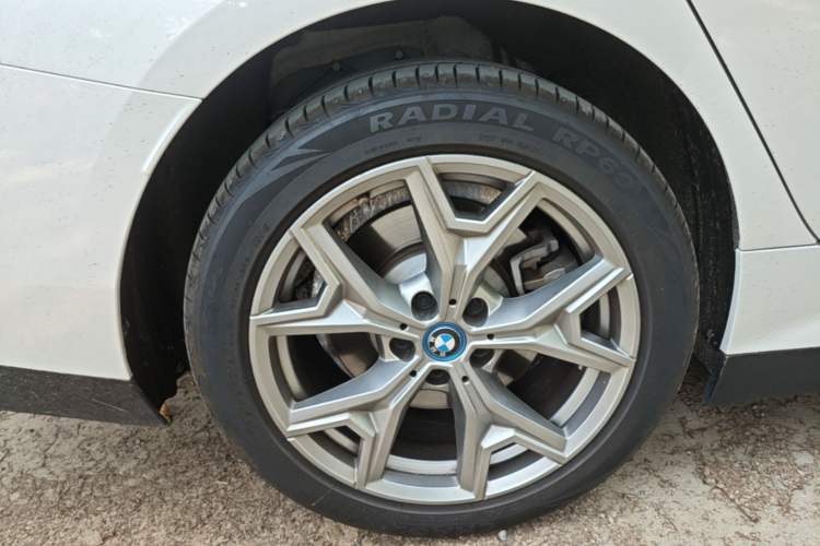 Used BMW i3 2022 eDrive 35 L Right Rear Wheel Hub