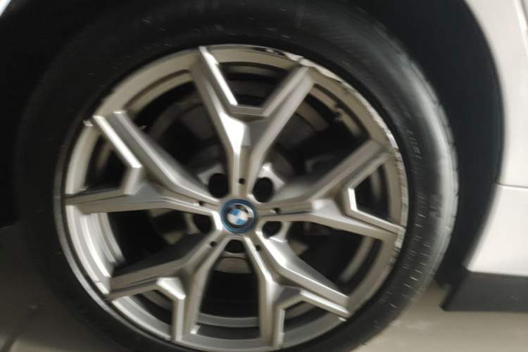 Used BMW i3 2022 eDrive 35 L Right Rear Wheel Hub
