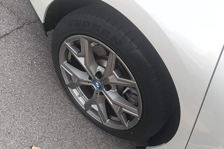Used BMW i3 2022 eDrive 35 L Right Rear Wheel Hub