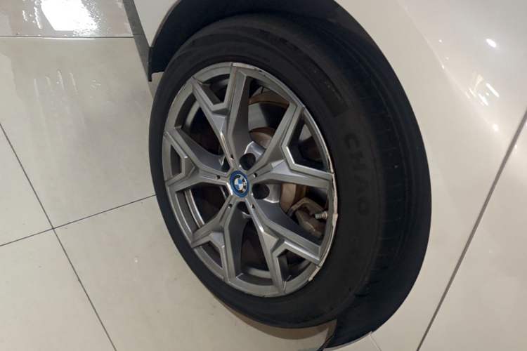 Used BMW i3 2022 eDrive 35 L Right Rear Wheel Hub