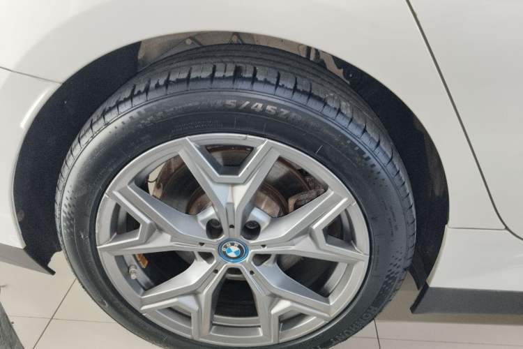 Used BMW i3 2022 eDrive 35 L Right Rear Wheel Hub