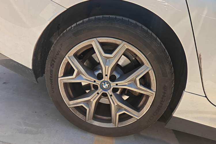 Used BMW i3 2022 eDrive 35 L Right Rear Wheel Hub