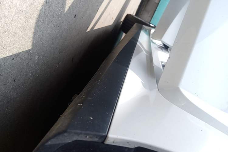 Used BMW i3 2022 eDrive 35 L Right Side Sill