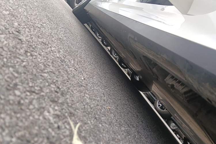 Used BMW i3 2022 eDrive 35 L Right Side Sill