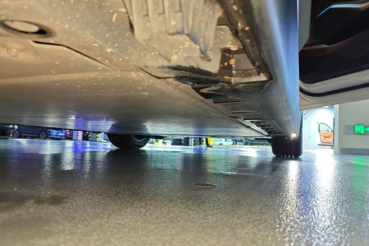 Used BMW i3 2022 eDrive 35 L Right Side Sill