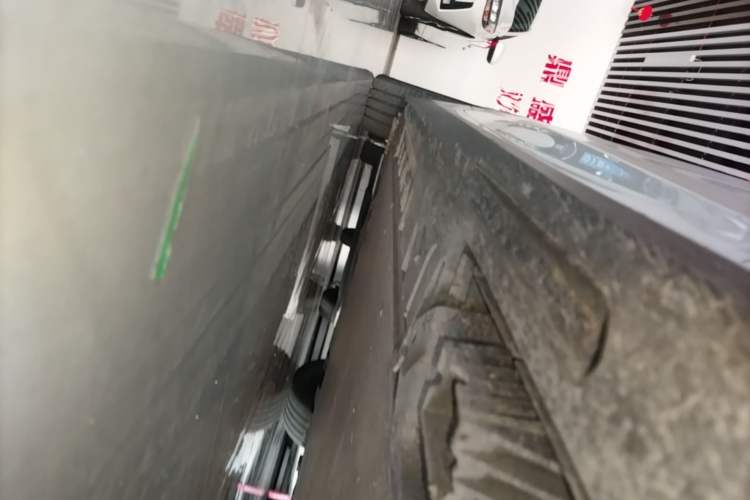 Used BMW i3 2022 eDrive 35 L Right Side Sill