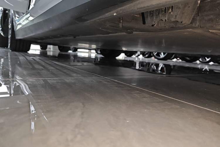 Used BMW i3 2022 eDrive 35 L Right Side Sill