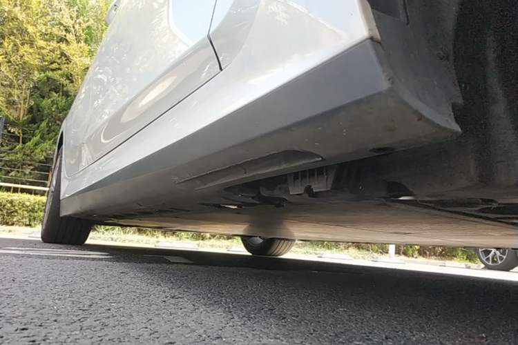 Used BMW i3 2022 eDrive 35 L Right Side Sill