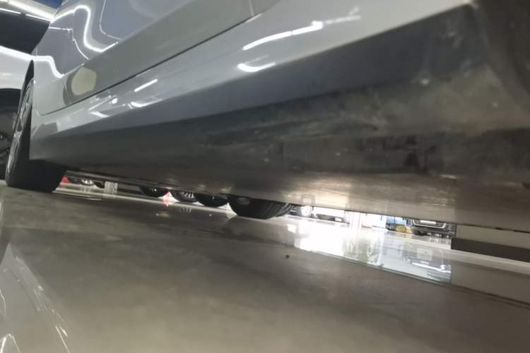 Used BMW i3 2022 eDrive 35 L Right Side Sill