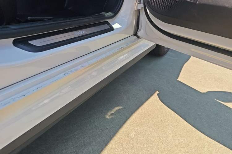 Used BMW i3 2022 eDrive 35 L Right Side Sill