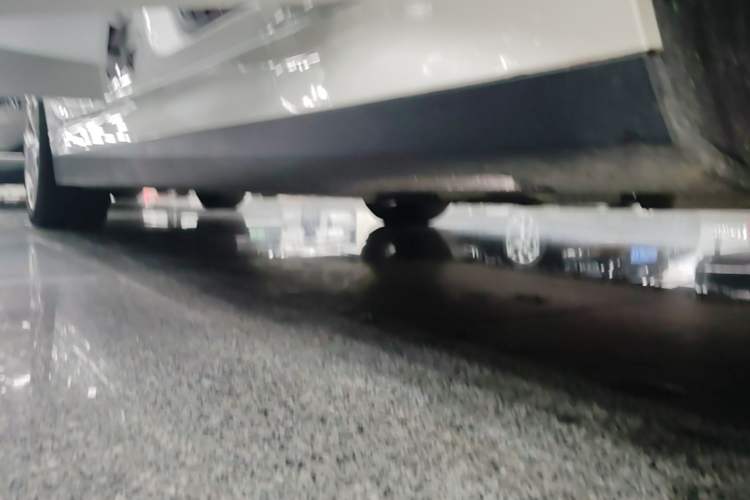 Used BMW i3 2022 eDrive 35 L Right Side Sill