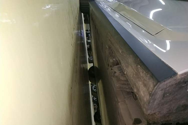Used BMW i3 2022 eDrive 35 L Right Side Sill