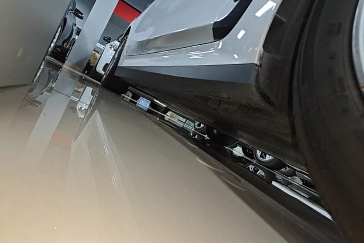Used BMW i3 2022 eDrive 35 L Right Side Sill