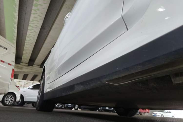 Used BMW i3 2022 eDrive 35 L Right Side Sill
