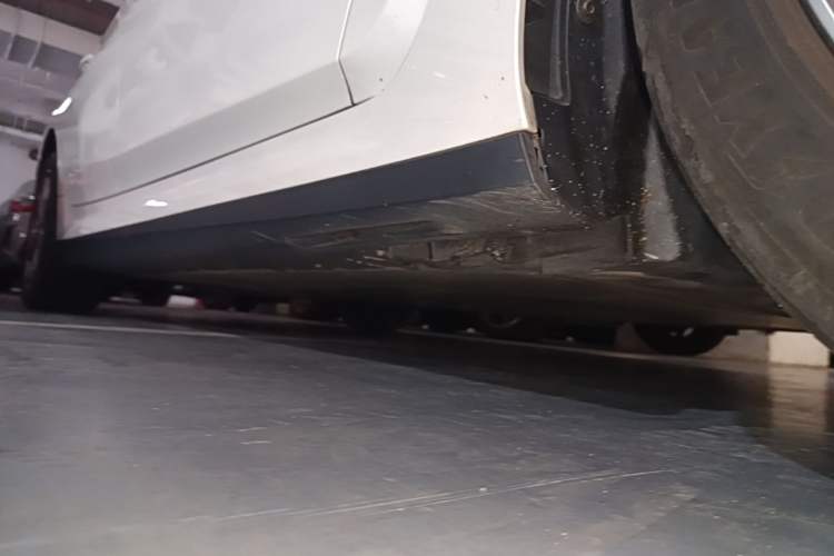 Used BMW i3 2022 eDrive 35 L Right Side Sill