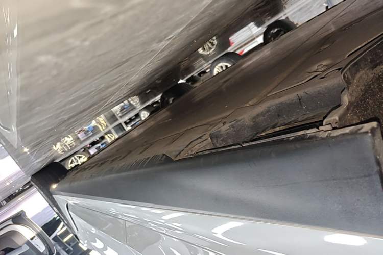 Used BMW i3 2022 eDrive 35 L Right Side Sill
