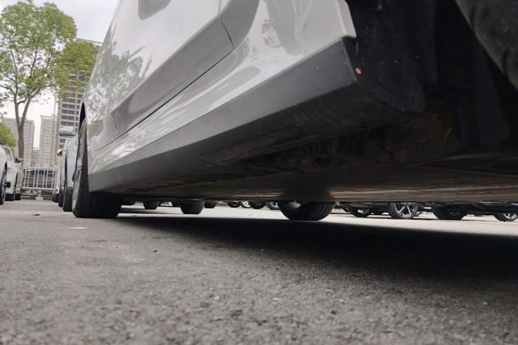 Used BMW i3 2022 eDrive 35 L Right Side Sill