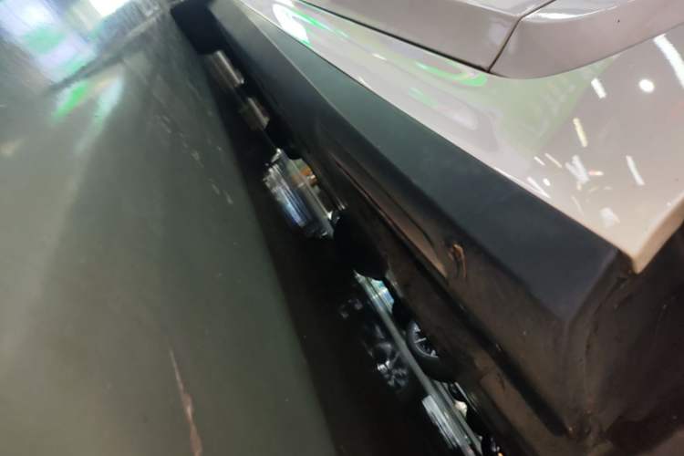 Used BMW i3 2022 eDrive 35 L Right Side Sill