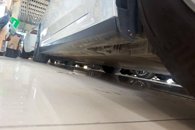 Used BMW i3 2022 eDrive 35 L Right Side Sill