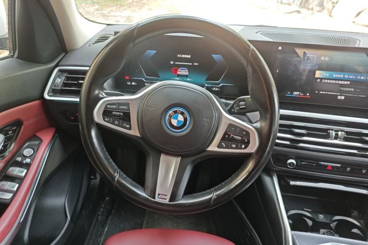 Used BMW i3 2022 eDrive 35 L Steering Wheel