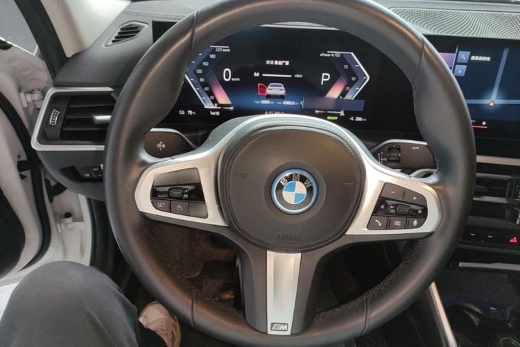 Used BMW i3 2022 eDrive 35 L Steering Wheel