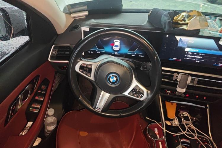 Used BMW i3 2022 eDrive 35 L Steering Wheel