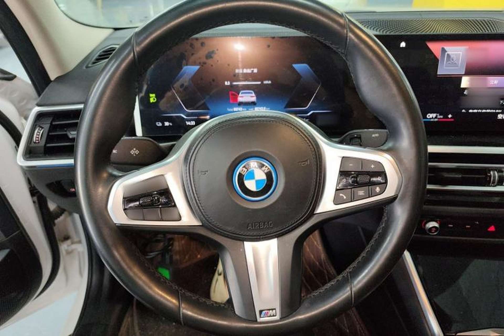 Used BMW i3 2022 eDrive 35 L Steering Wheel