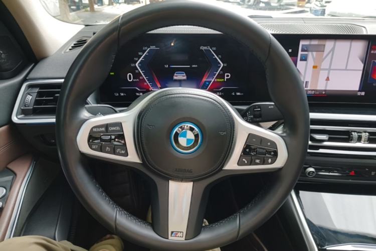 Used BMW i3 2022 eDrive 35 L Steering Wheel