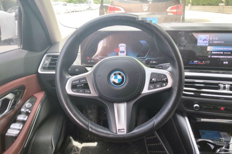 Used BMW i3 2022 eDrive 35 L Steering Wheel