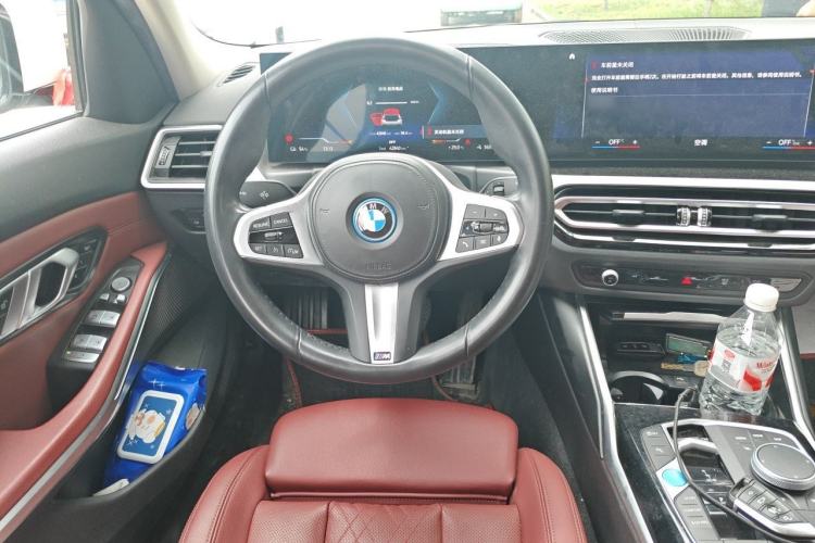 Used BMW i3 2022 eDrive 35 L Steering Wheel
