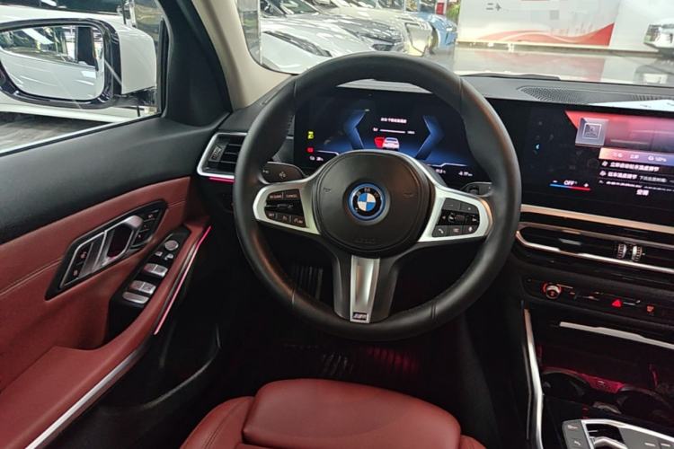 Used BMW i3 2022 eDrive 35 L Steering Wheel