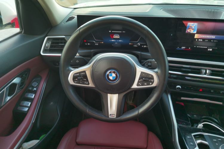 Used BMW i3 2022 eDrive 35 L Steering Wheel