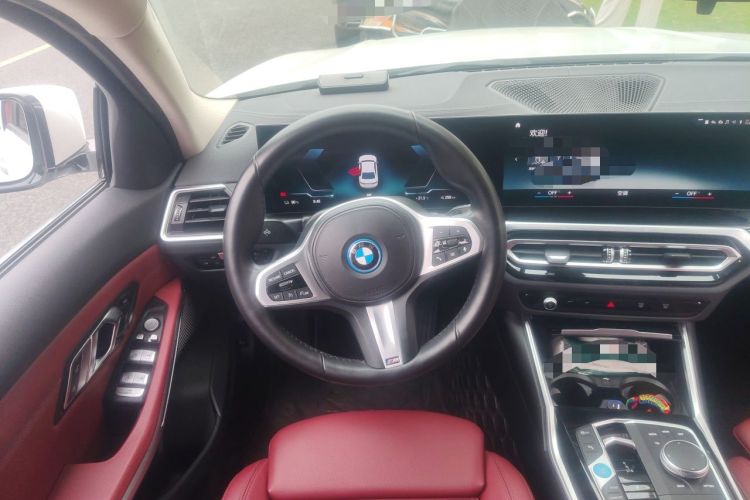 Used BMW i3 2022 eDrive 35 L Steering Wheel