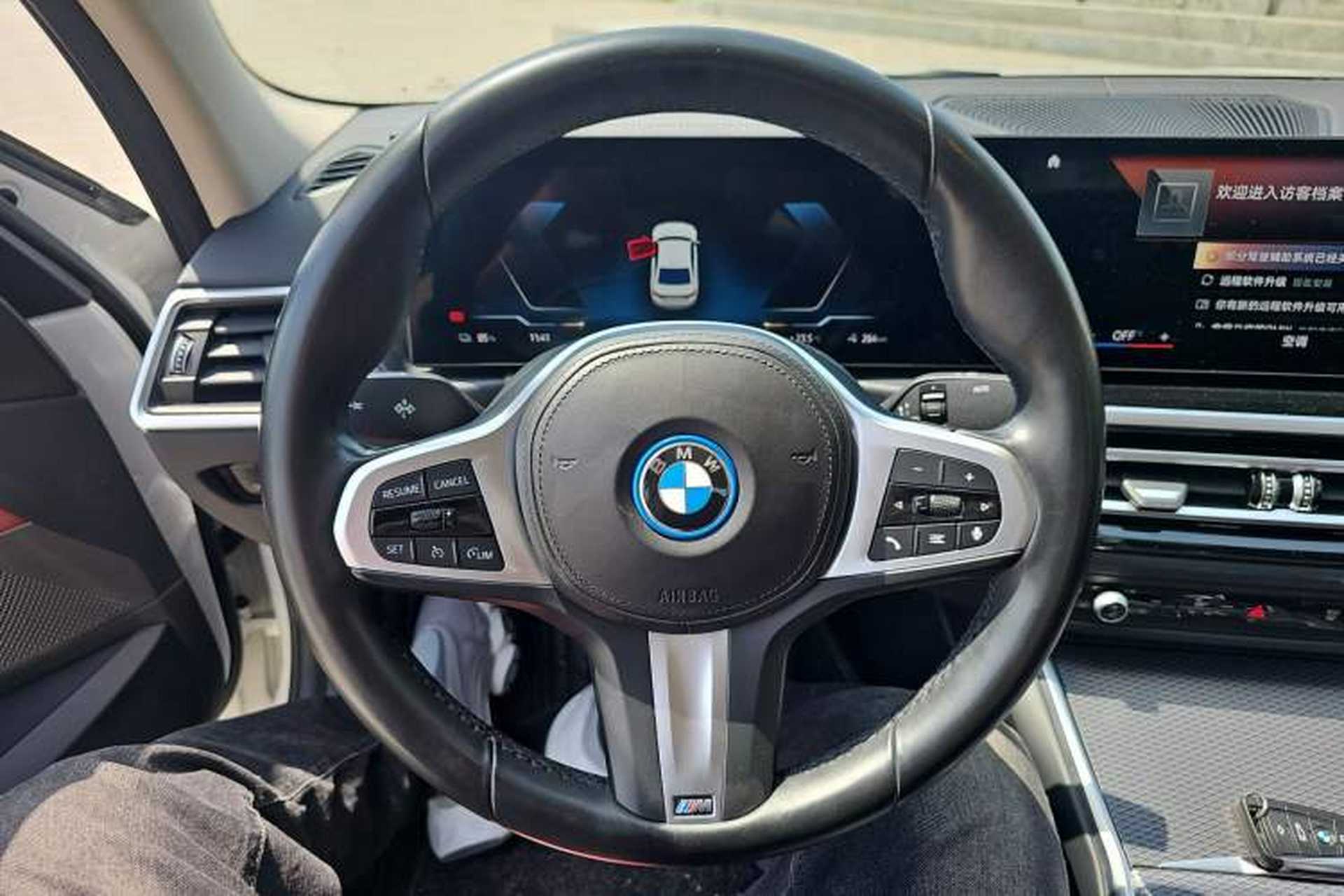 Used BMW i3 2022 eDrive 35 L Steering Wheel