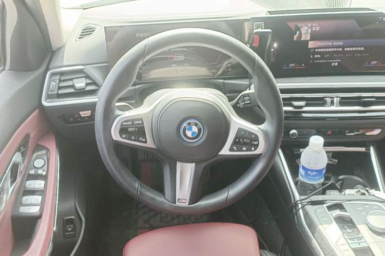 Used BMW i3 2022 eDrive 35 L Steering Wheel
