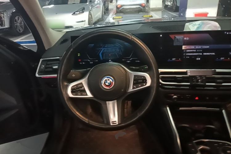 Used BMW i3 2022 eDrive 35 L Steering Wheel