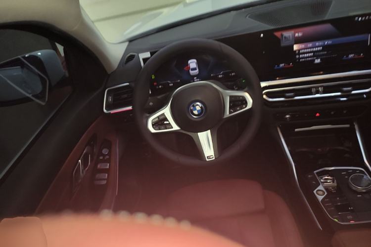 Used BMW i3 2022 eDrive 35 L Steering Wheel
